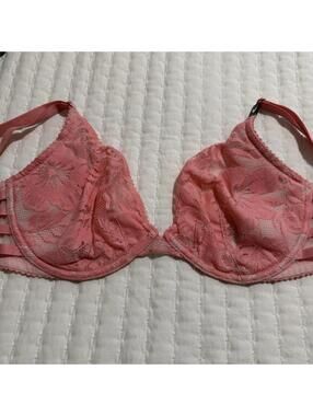 Victoria’s Secret 32DDD Floral Lace Very Sexy Unlined Plunge Bra Pink NWT $44.50